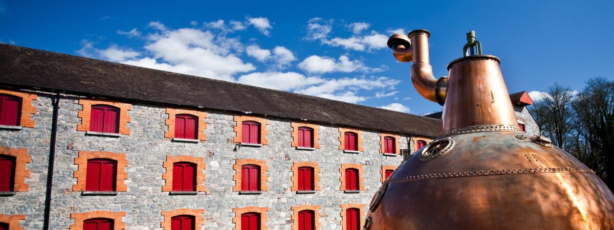 La Midleton distillery en Irlande -  © Arvydas Kniukšta