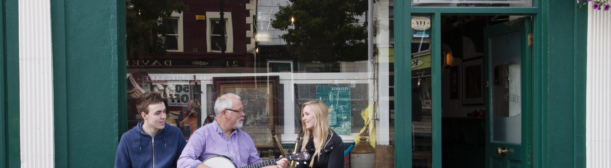 Une session de musique traditionnelle irlandais dans un irish pub - ©  Stephen Power - Tourism Ireland