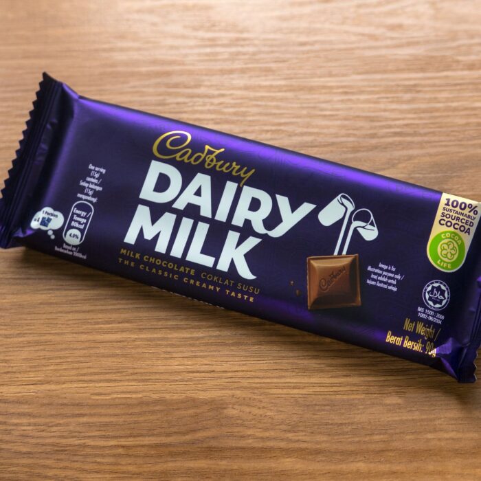 Une tablette de Dairy Milk de Cadbury - MohamadFaizal