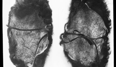 Des pampooties fabriquées sur les îles d'Aran - daves_archive1 - cc