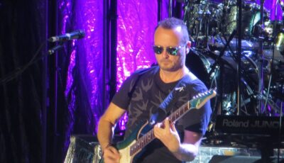Jim Corr - Tibor Pallerman - cc