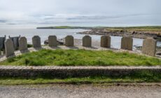 Grave of the Yellow Men - © dvlcom