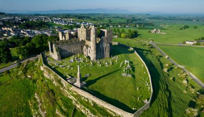 Le Rock of Cashel - © bacothelock