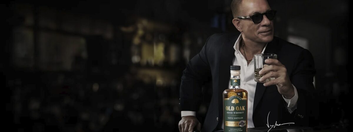 Le whiskey Old Oak de Jean-Claude Van-Damme - https://oldoakirishwhiskey.com