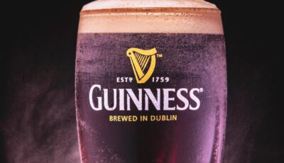 Le cocktail Black and Black - https://shaunlang.com/guinness