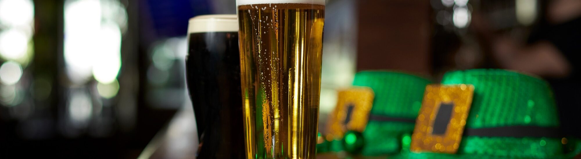 Bières lors de la Saint Patrick en Irlande - © Rocio 