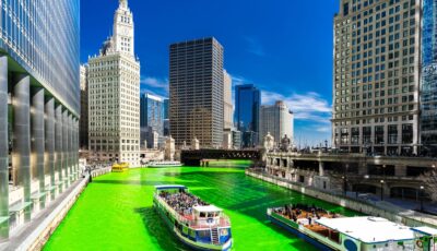 La Chicago River, teinte en vert - © vichie81 - Getty Images
