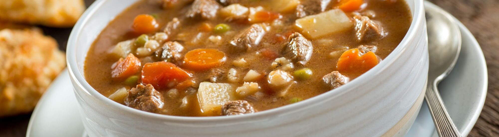 Beef and Barley Soup - © Fudio - Getty Images