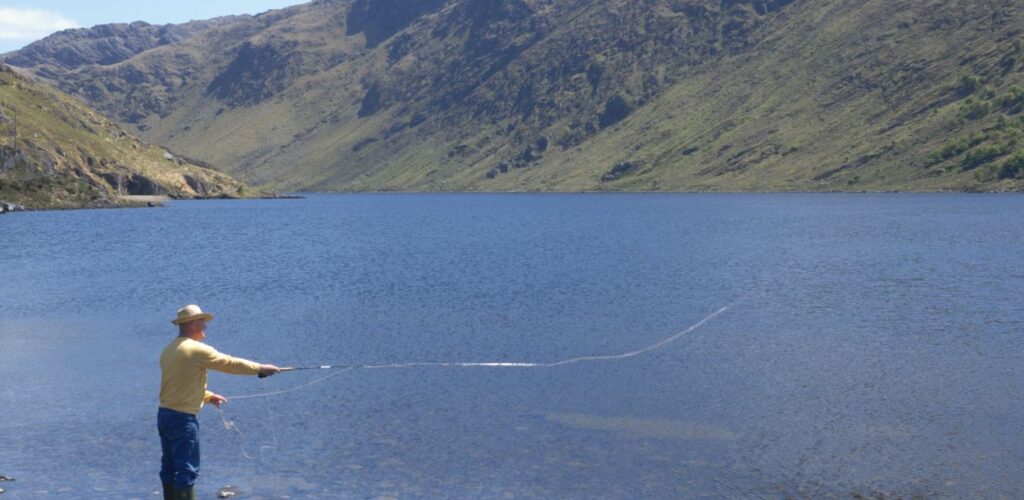 Un pêcheur en Irlande - © JohnGollop - Getty Images Signature