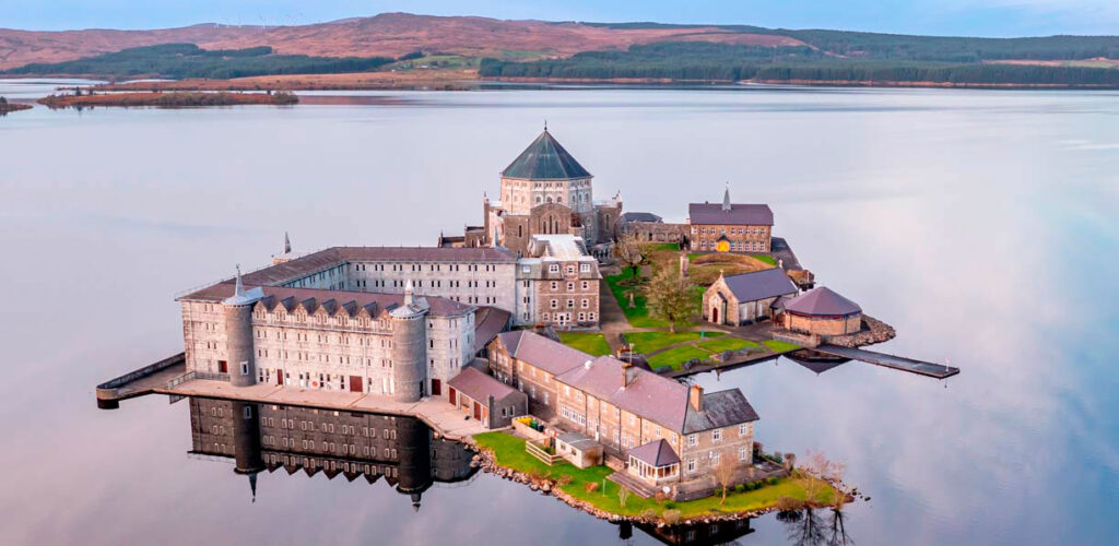 Station Island sur le Lough Derg - © Lukassek