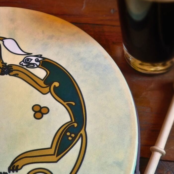 Un bodhràn irlandais - 270770 - Getty Images Signature