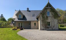 4 bedroom holiday home with wheelchair accessible bathroom 2km from Kenmare