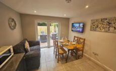 7 Eyre Square Lane