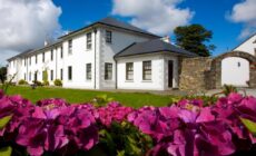 An Chúirt Hotel