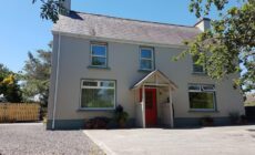 Comfy Home in a beautiful part of Dingle Town