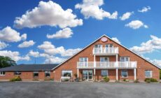 Coral Gables Guesthouse & Campsite