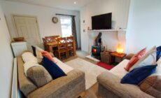 Cosy Cottage by the Sea