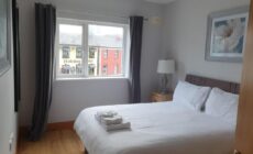 Cosy beachfront apartment in Salthill Galway city