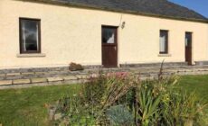 Deerpark Holiday Cottage (1)