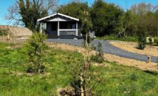LITTLE ROCK RETREAT Log Cabin with Hot Tub