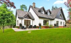 Large Detached Villa