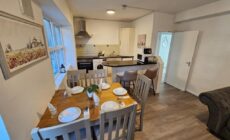 Mary Street Apartment
