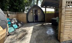 Paddock Pod - Sleeps 4 & Roofed Over Private Hot Tub & NEW SAUNA