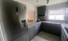 Private Double Bedroom in Modern Dublin Apartment