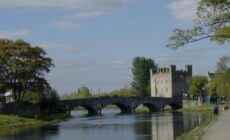 Private double room in Athy.