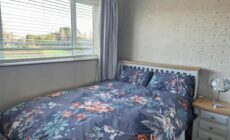 Private double room in central location
