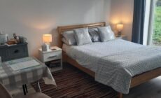 Room in Dee's house