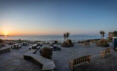 Shoreline Hotel