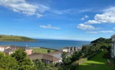 Sunnyside View Apartment -modern & cosy apartment with magnificent views to match