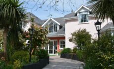 The Grove Lodge Guesthouse