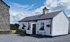 The Speak Easy Cottage Multyfarnham