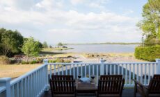 The Waterfront House Country Home