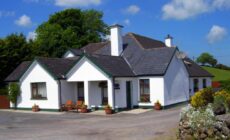 Valley Lodge Room Only Guest House